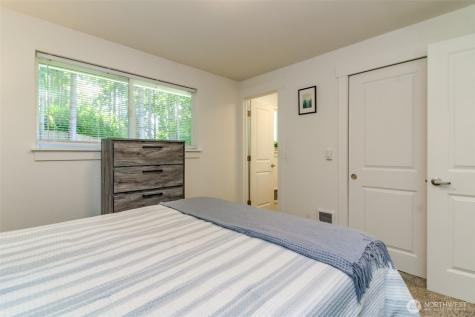 14057 SE 283rd Place Kent WA 98042