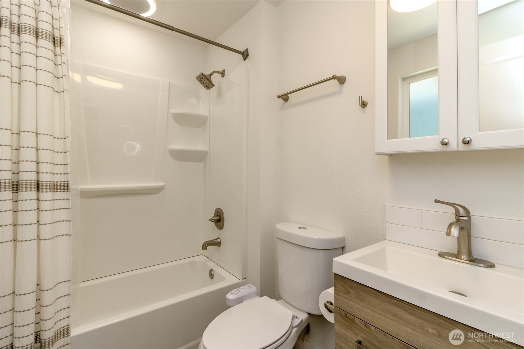 14057 SE 283rd Place Kent WA 98042