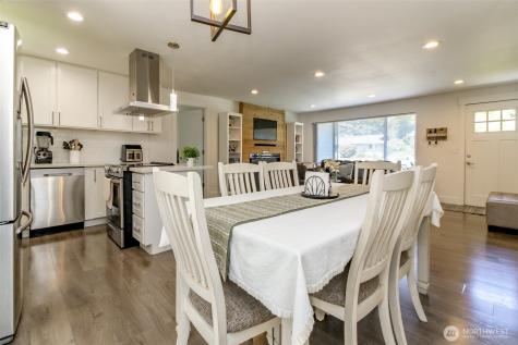 14057 SE 283rd Place Kent WA 98042
