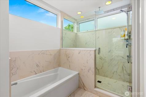 4221 Evanston Avenue N Seattle WA 98103