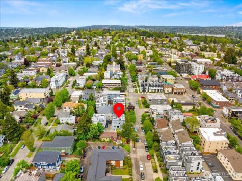 4221 Evanston Avenue N Seattle WA 98103