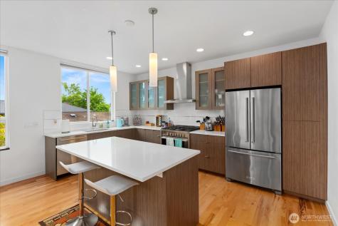 4221 Evanston Avenue N Seattle WA 98103
