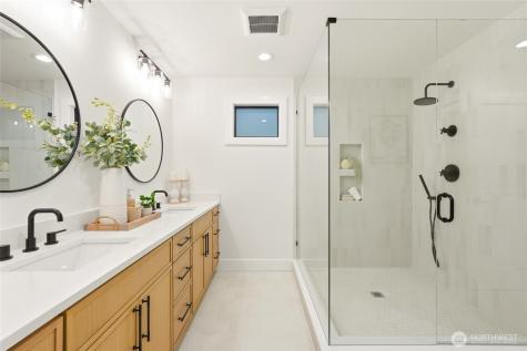 4705 119th Avenue SE Bellevue WA 98006