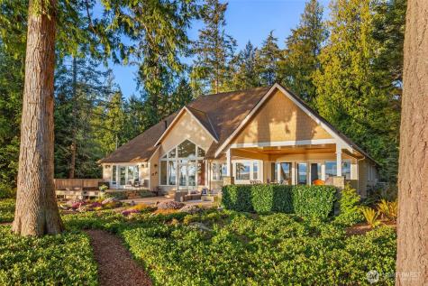 2527 Bretland Road Camano Island WA 98282