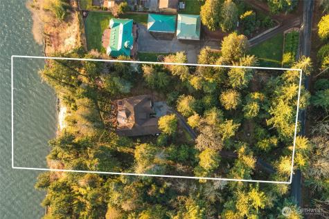 2527 Bretland Road Camano Island WA 98282