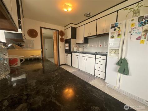 545 SE O'leary Street Oak Harbor WA 98277