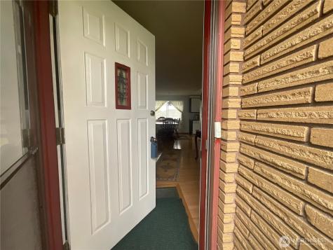 545 SE O'leary Street Oak Harbor WA 98277