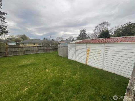 545 SE O'leary Street Oak Harbor WA 98277