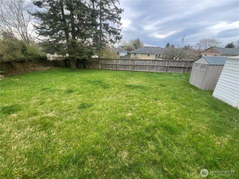 545 SE O'leary Street Oak Harbor WA 98277