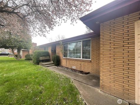 545 SE O'leary Street Oak Harbor WA 98277