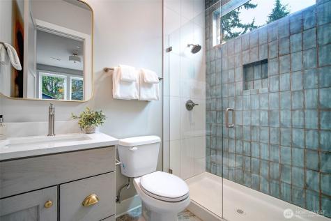 6528 128th Avenue NE Kirkland WA 98033