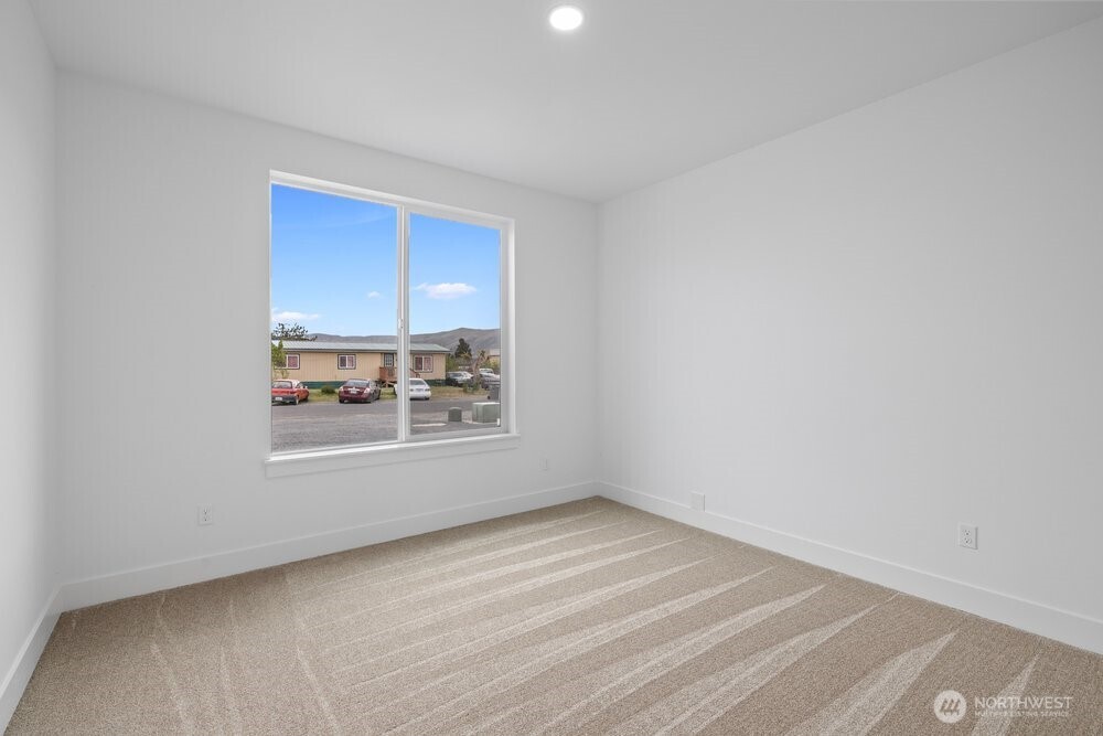 334 Spring Circle SW Mattawa WA 99349