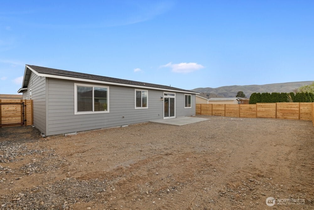 334 Spring Circle SW Mattawa WA 99349