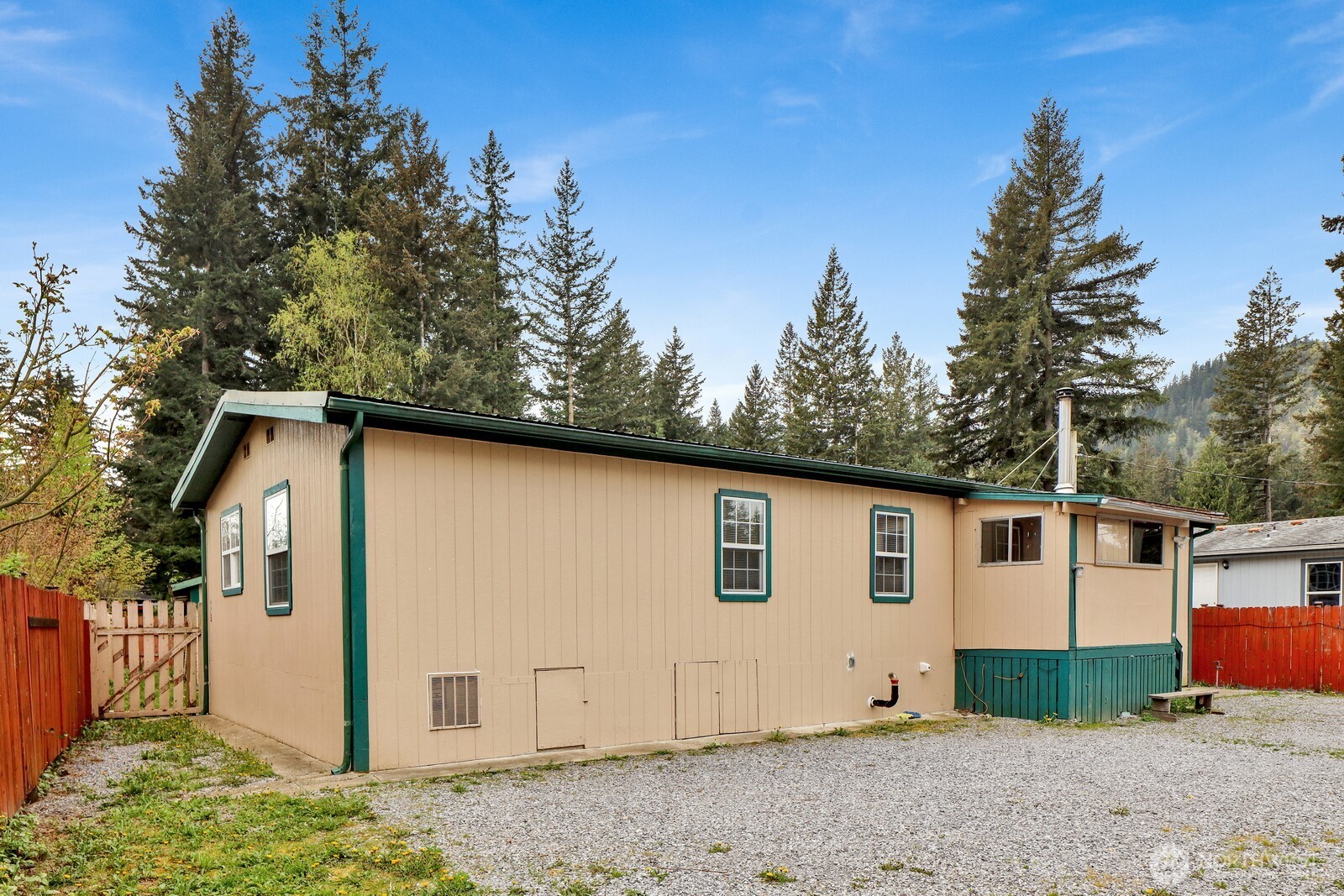 6245 Laurel Place Maple Falls WA 98266