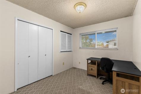 3010 NW Cascade Avenue East Wenatchee WA 98802