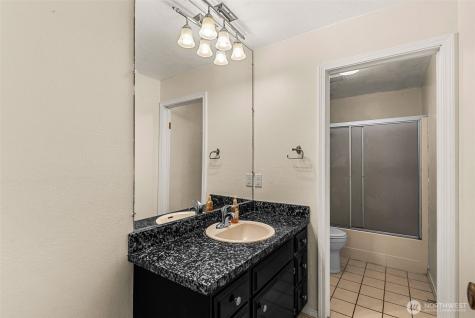 3010 NW Cascade Avenue East Wenatchee WA 98802