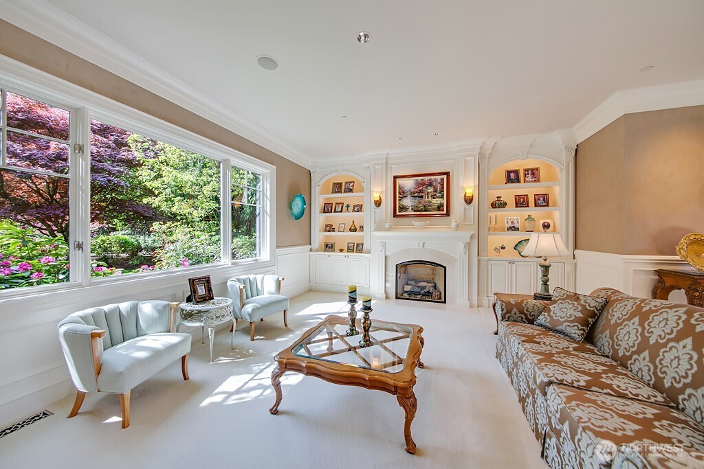 11211 Wachusett Road Woodway WA 98020