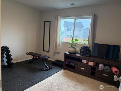 18795 108th Avenue E Puyallup WA 98374