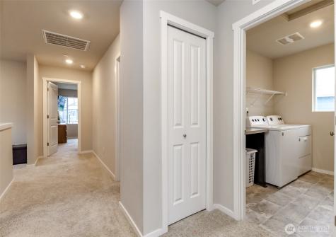 18795 108th Avenue E Puyallup WA 98374