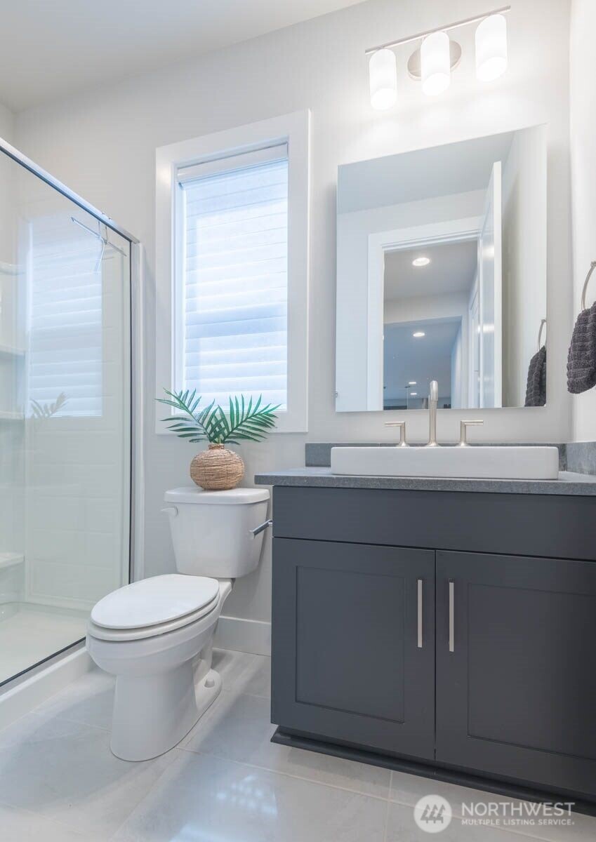 19226 Sandvik Place NE Poulsbo WA 98370