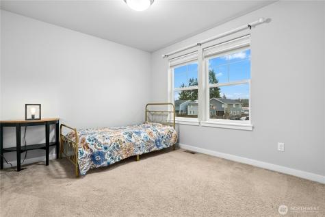 5822 82nd Place NE Marysville WA 98270