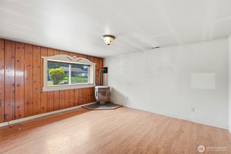 5705 238th Street SW Mountlake Terrace WA 98043