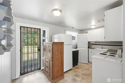 5705 238th Street SW Mountlake Terrace WA 98043
