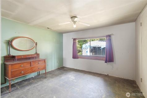 5705 238th Street SW Mountlake Terrace WA 98043