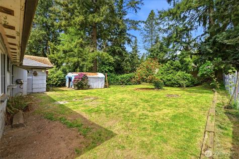 5705 238th Street SW Mountlake Terrace WA 98043