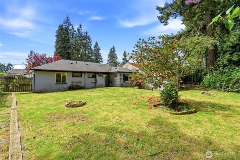 5705 238th Street SW Mountlake Terrace WA 98043