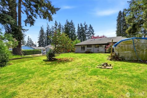5705 238th Street SW Mountlake Terrace WA 98043