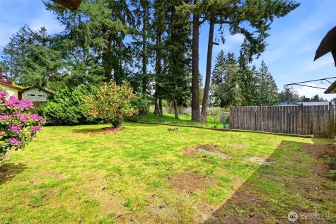 5705 238th Street SW Mountlake Terrace WA 98043
