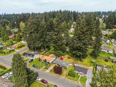 5705 238th Street SW Mountlake Terrace WA 98043