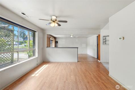 5705 238th Street SW Mountlake Terrace WA 98043