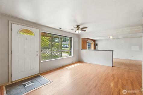 5705 238th Street SW Mountlake Terrace WA 98043