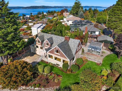 4801 Hyada Boulevard NE Tacoma WA 98422