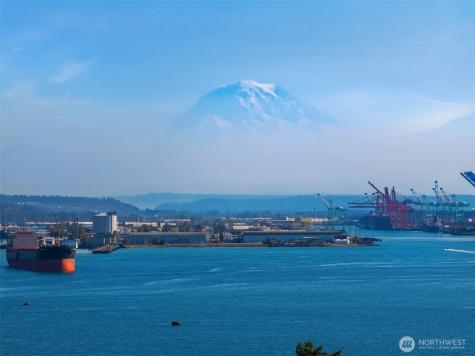 4801 Hyada Boulevard NE Tacoma WA 98422
