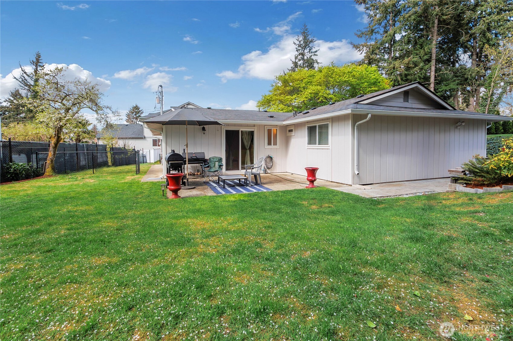 10102 99th Street SW Lakewood WA 98498