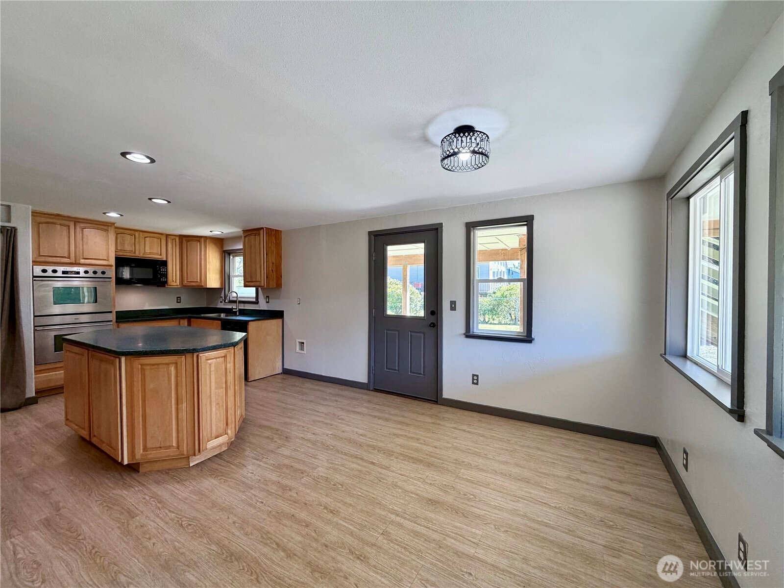 334 Sand Dune Avenue NW Ocean Shores WA 98569