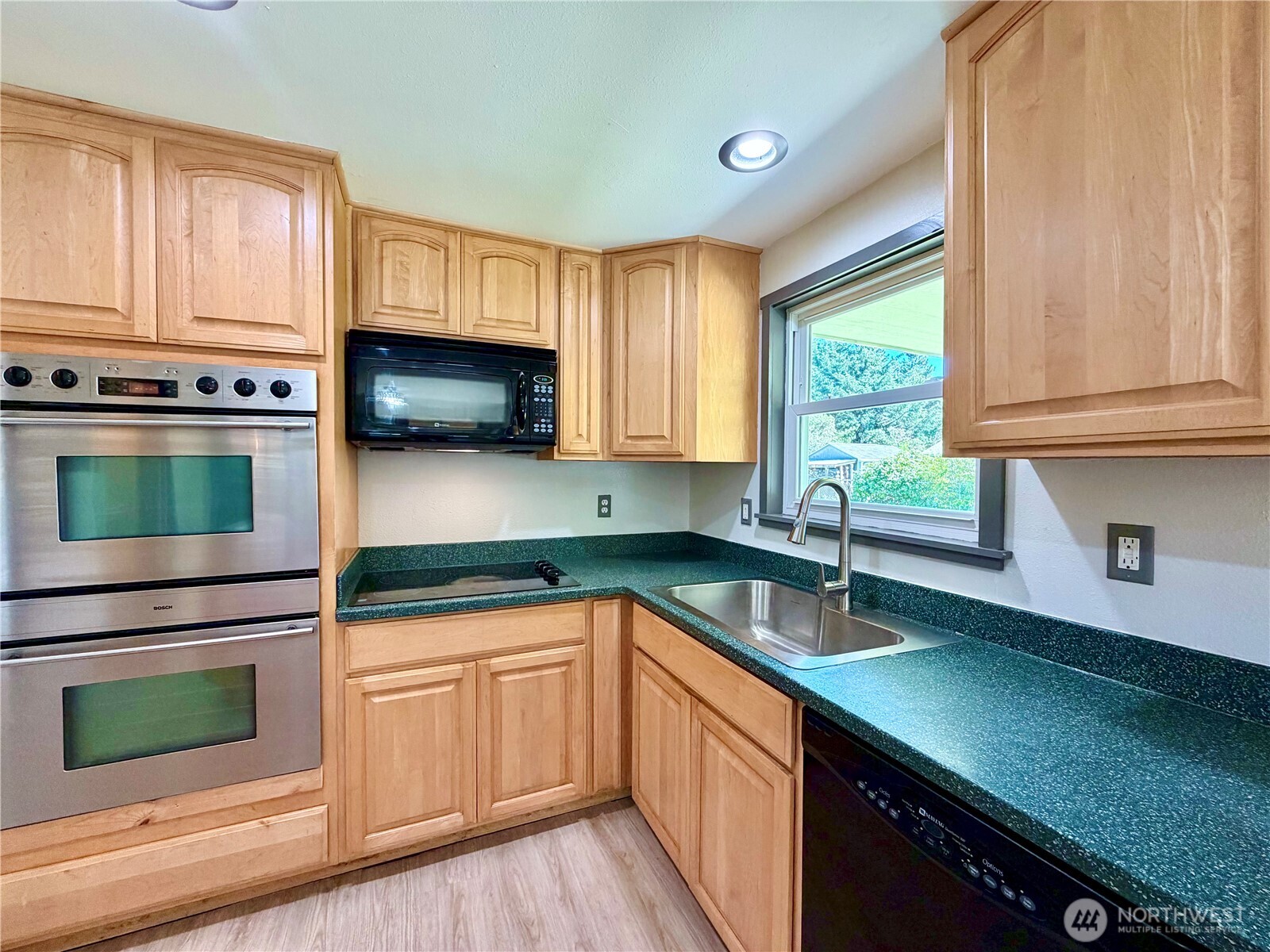 334 Sand Dune Avenue NW Ocean Shores WA 98569