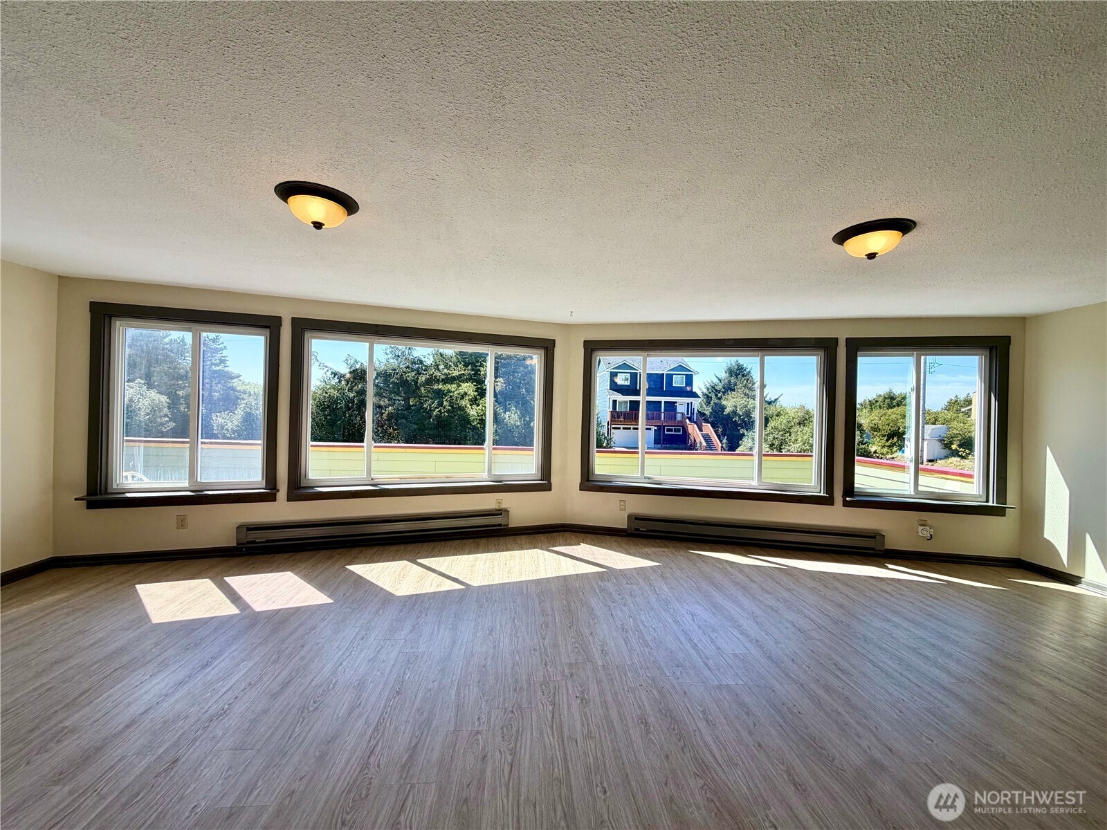 334 Sand Dune Avenue NW Ocean Shores WA 98569