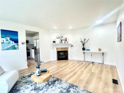 5104 SW 154th Street SW Street Edmonds WA 98026