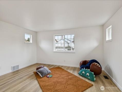 5104 SW 154th Street SW Street Edmonds WA 98026