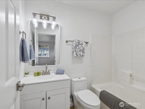 5104 SW 154th Street SW Street Edmonds WA 98026