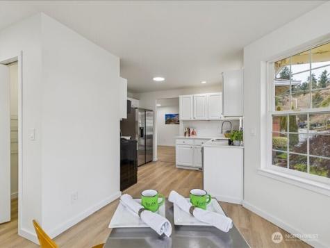 5104 SW 154th Street SW Street Edmonds WA 98026
