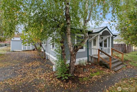 212 W 6th Street Centralia WA 98531