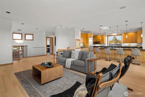 227 8th Avenue Kirkland WA 98033