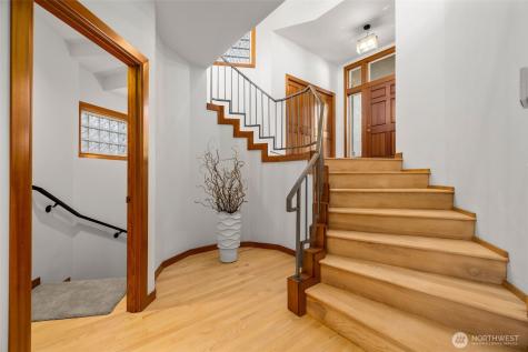 227 8th Avenue Kirkland WA 98033