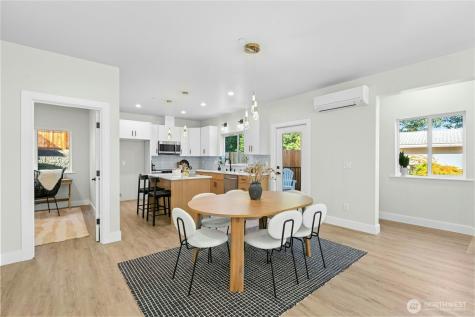 8510 Shadow Wood Drive Everett WA 98208