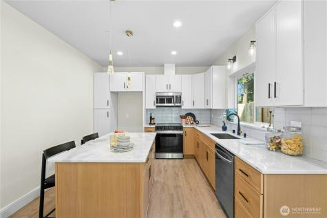 8510 Shadow Wood Drive Everett WA 98208